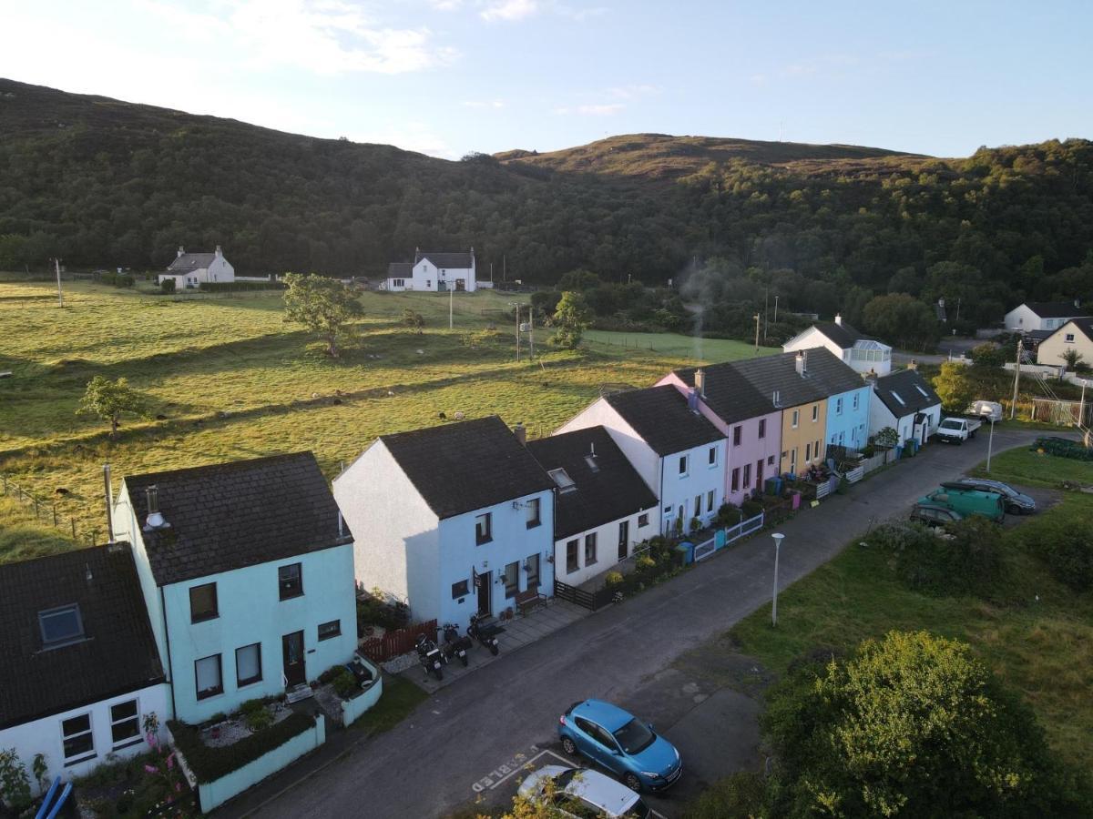 Creag Dubh Bed & Breakfast カイル・オブ・ロカルシュ エクステリア 写真