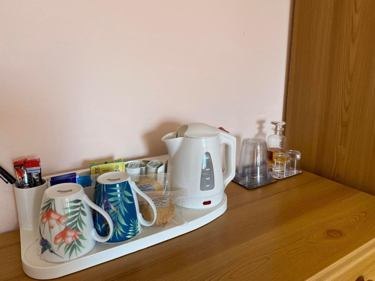 Creag Dubh Bed & Breakfast カイル・オブ・ロカルシュ エクステリア 写真