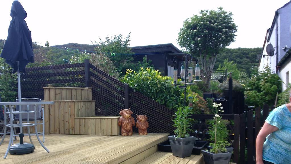 Creag Dubh Bed & Breakfast カイル・オブ・ロカルシュ エクステリア 写真